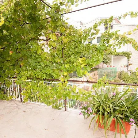 Galija Διαμέρισμα *